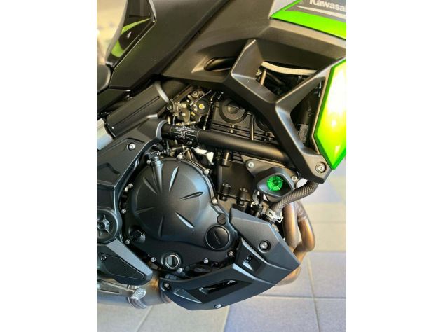 PROTECTIONS DE CADRE REMBOURRÉES EVOTECH KAWASAKI VERSYS 650 2021-2024